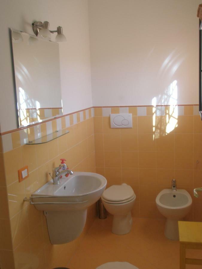 B&B La Rondine Tra Pisa E Lucca San Giuliano Terme Buitenkant foto