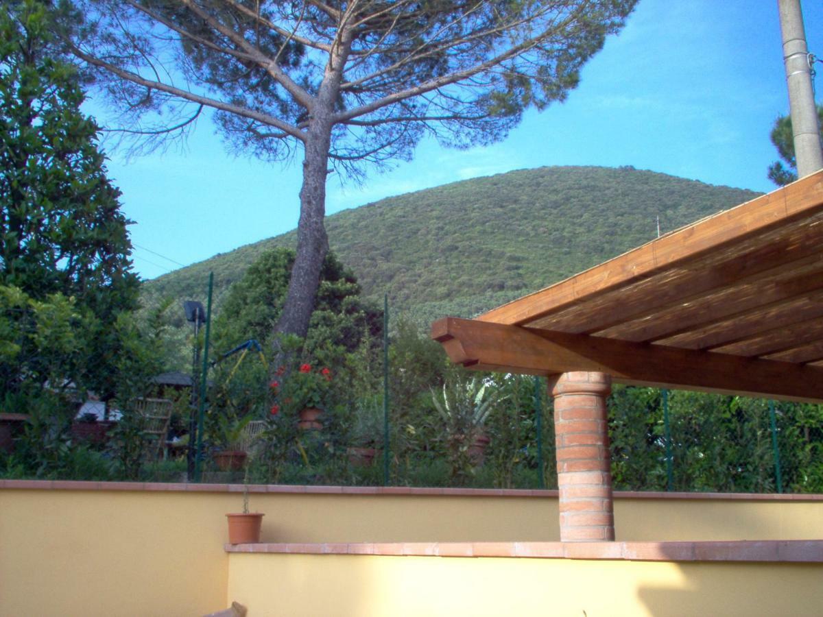 B&B La Rondine Tra Pisa E Lucca San Giuliano Terme Buitenkant foto